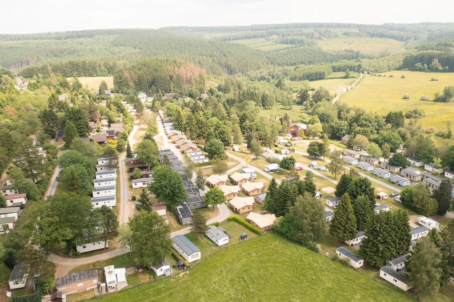 فندق Ardenparks Petite Suisse Dochamps المظهر الخارجي الصورة